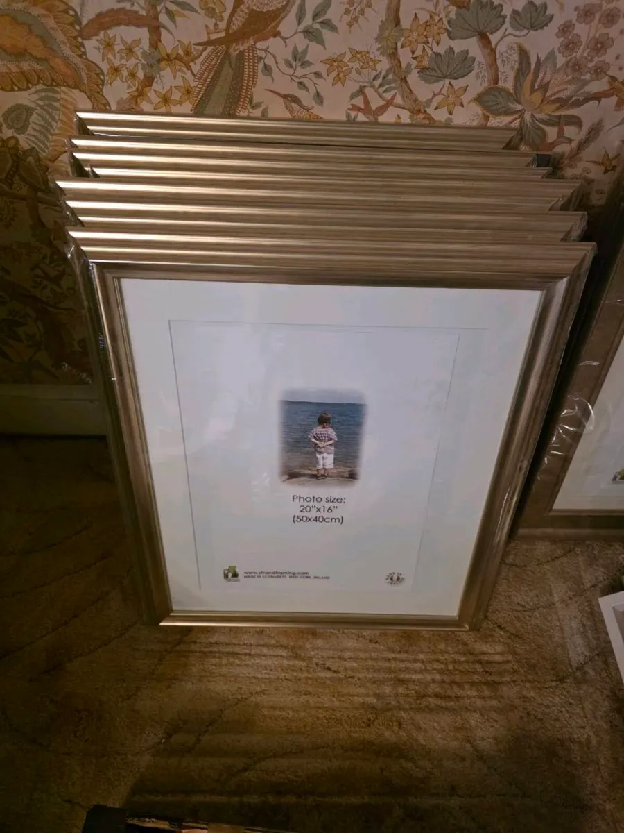 8 Large picture Frames NEW - Image 1