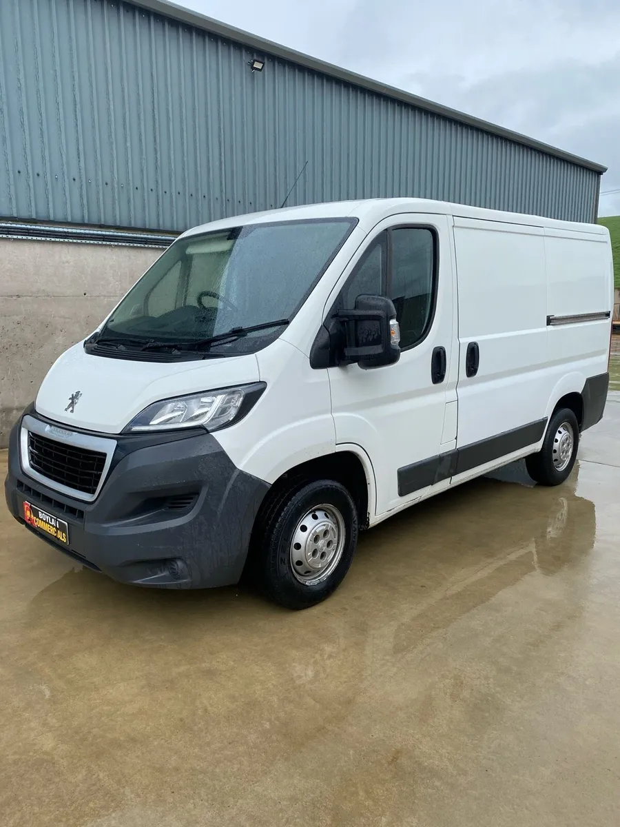 2017 peaugot boxer - Image 2