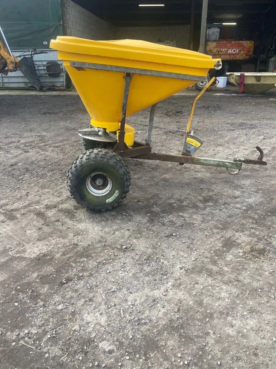 Quad spreader - Image 1