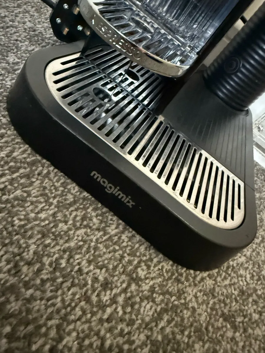 Nespresso coffee  machine - Image 2