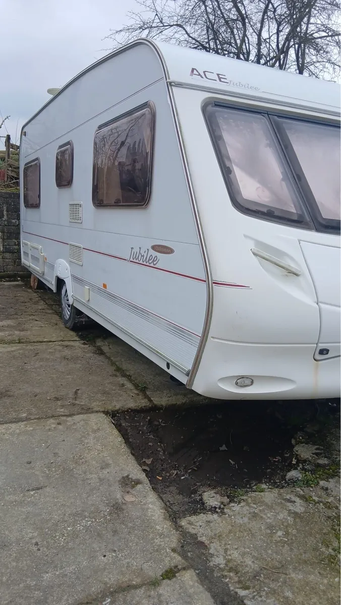 Ace 4 berth caravan - Image 3