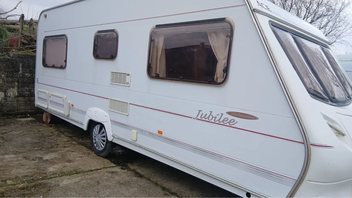 Ace 4 berth caravan - Image 4