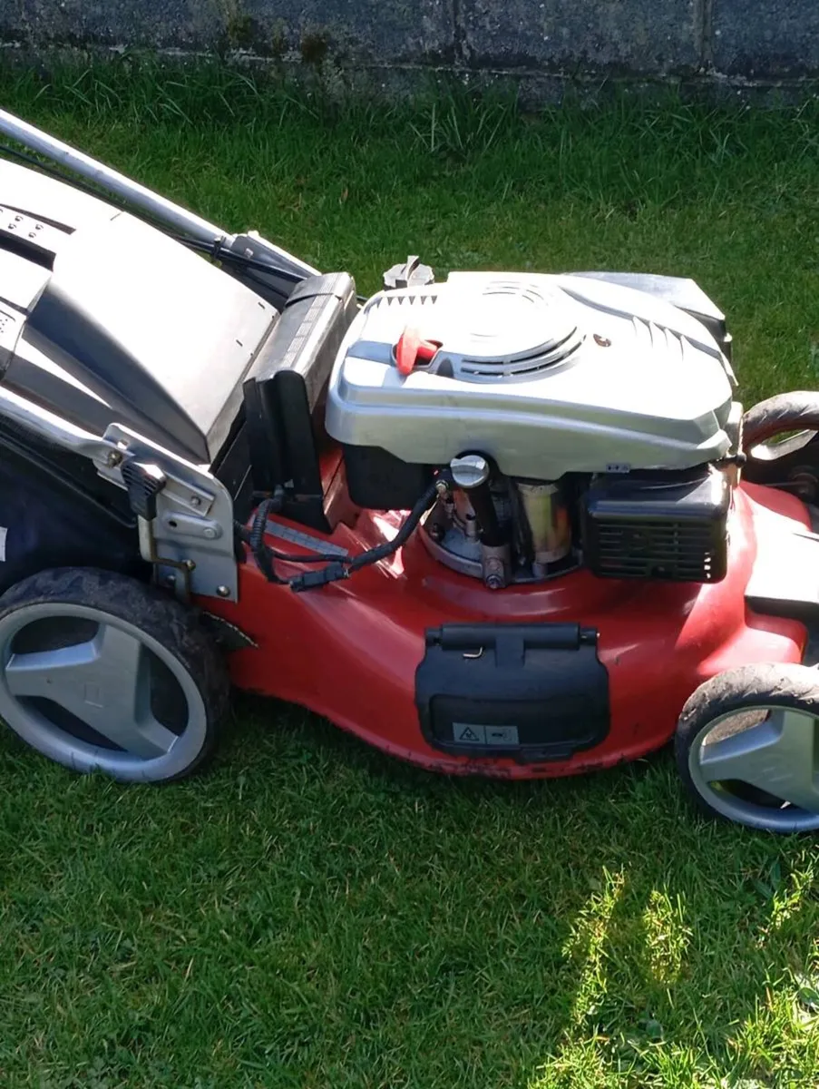 Einhell electric start self-drive petrol lawnmower - Image 2