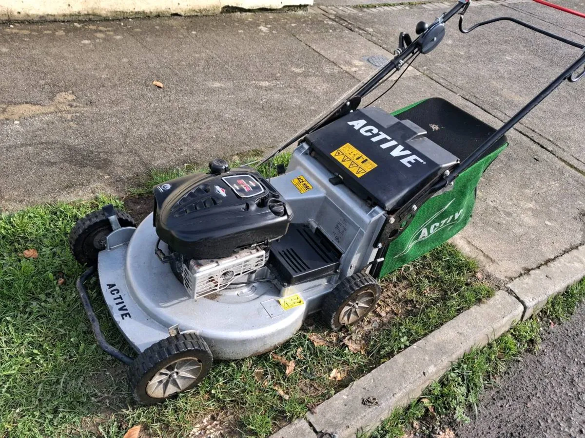 Active xl lawnmower - Image 1