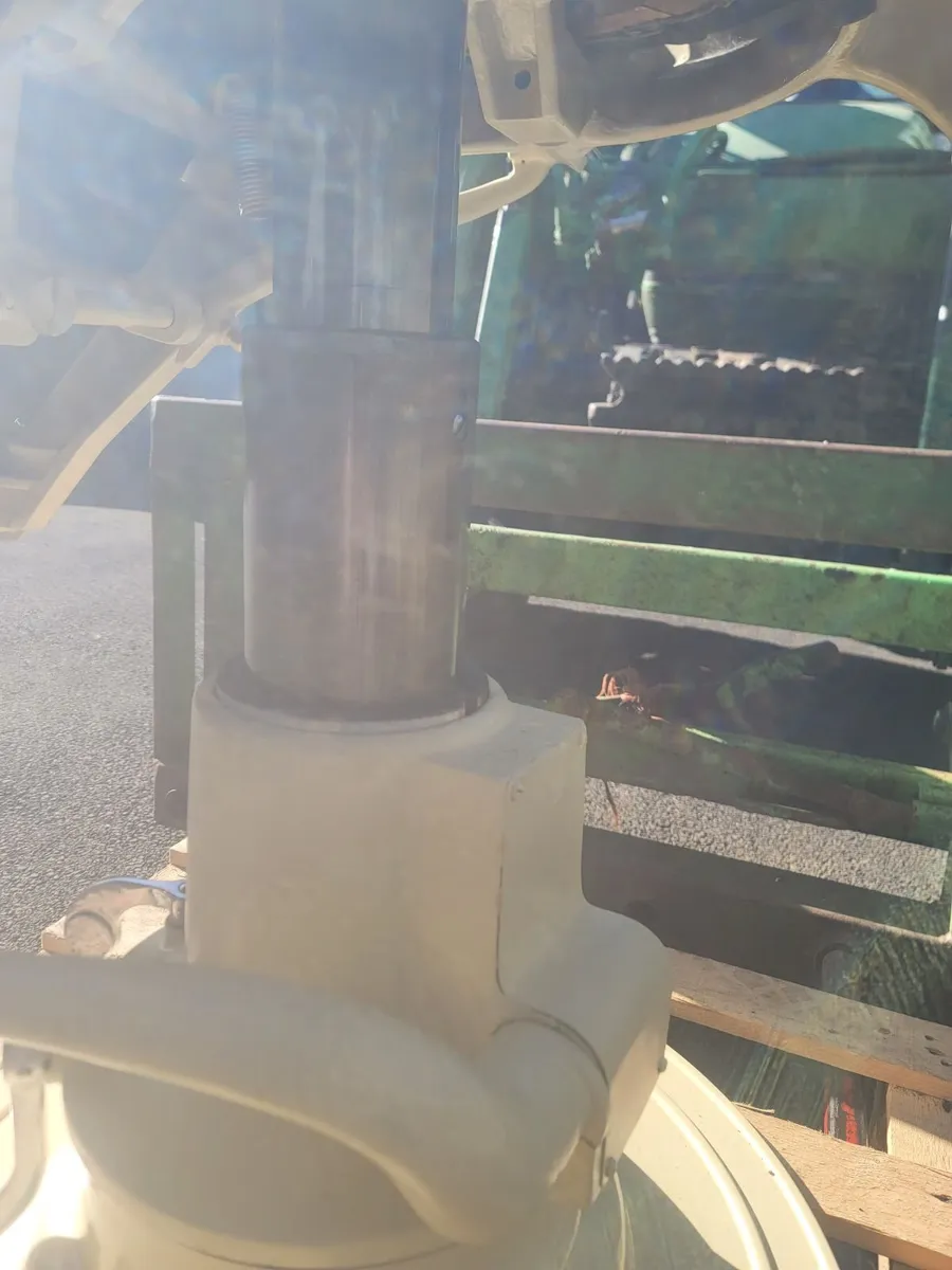 Dentist chair - Image 3