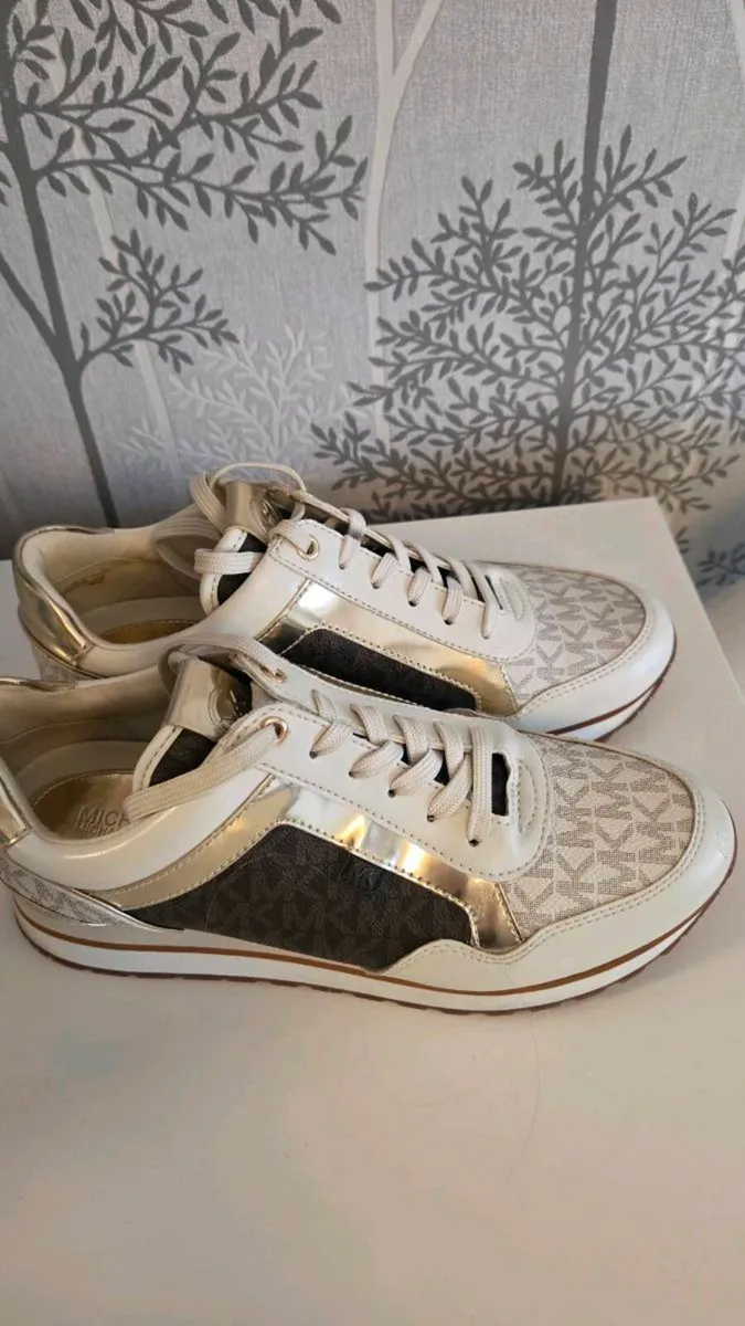 Michael Kors trainers - Image 1