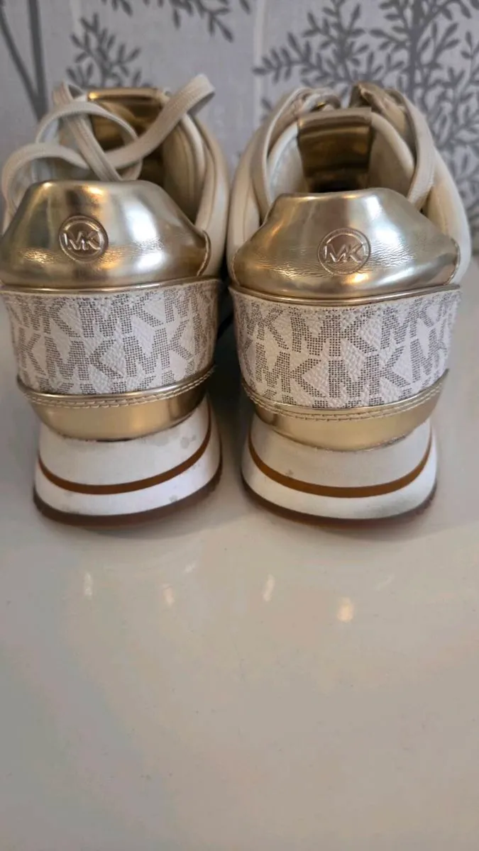 Michael Kors trainers - Image 2