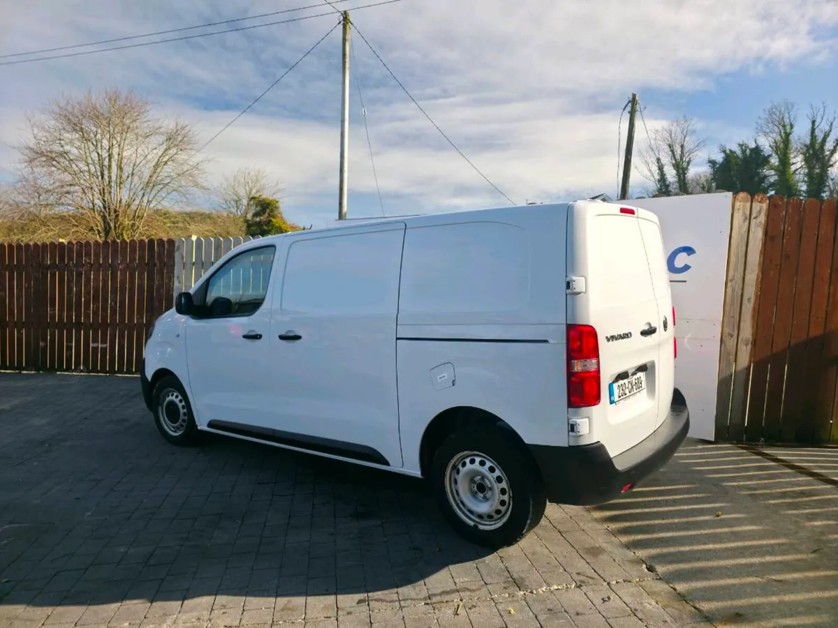 Vauxhall Vivaro - Image 3