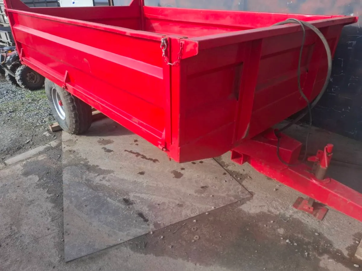 Tipping trailer 10'6x6'6 drop sides - Image 1