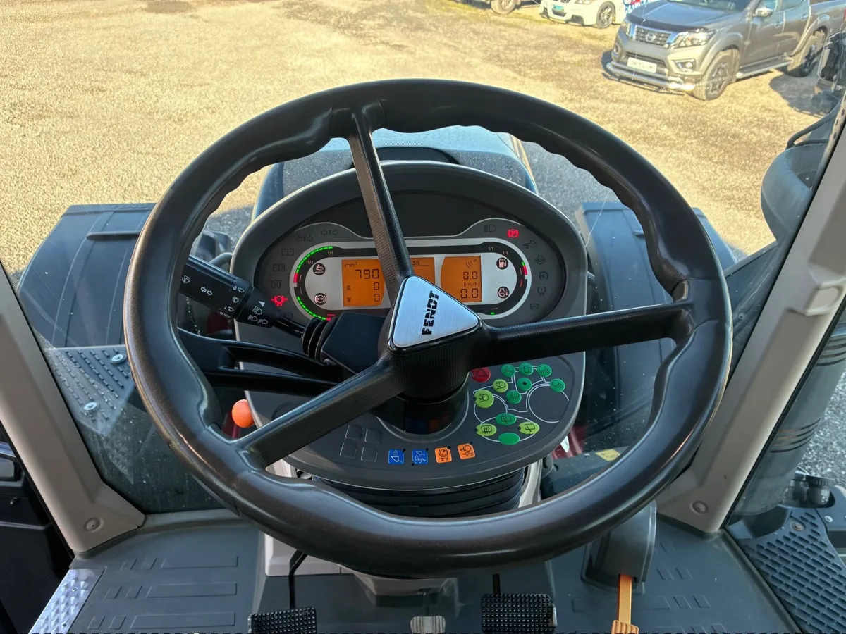 2020 Fendt 724 profi plus design line - Image 3