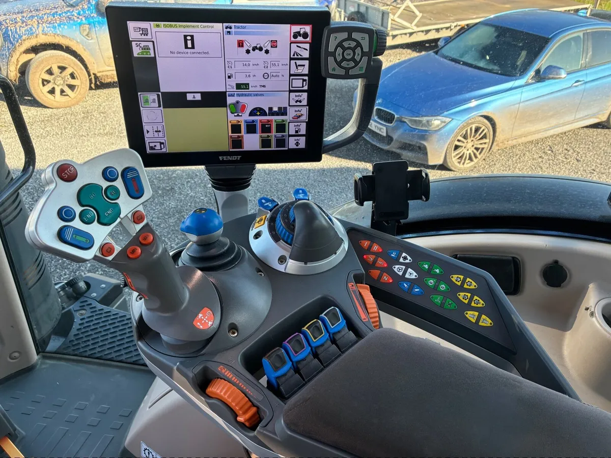 2020 Fendt 724 profi plus design line - Image 4