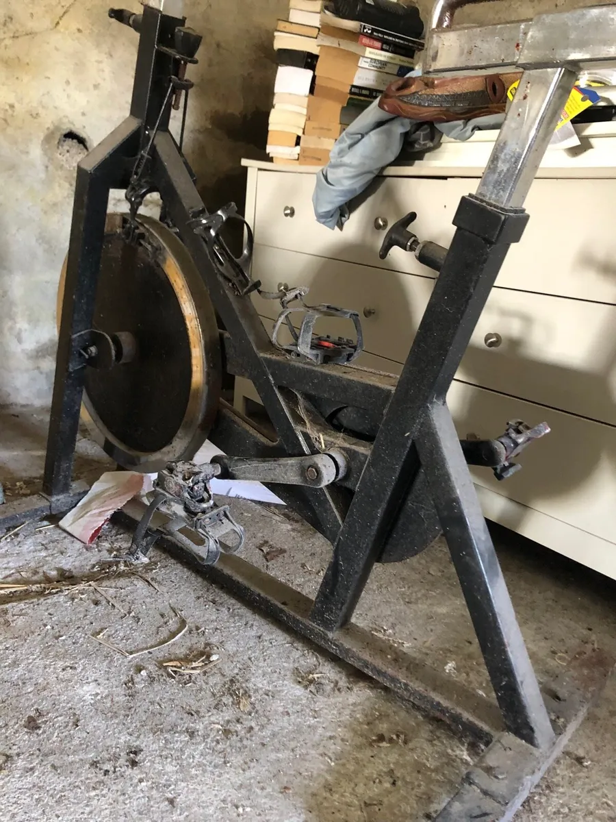 Excercise bike - Image 1