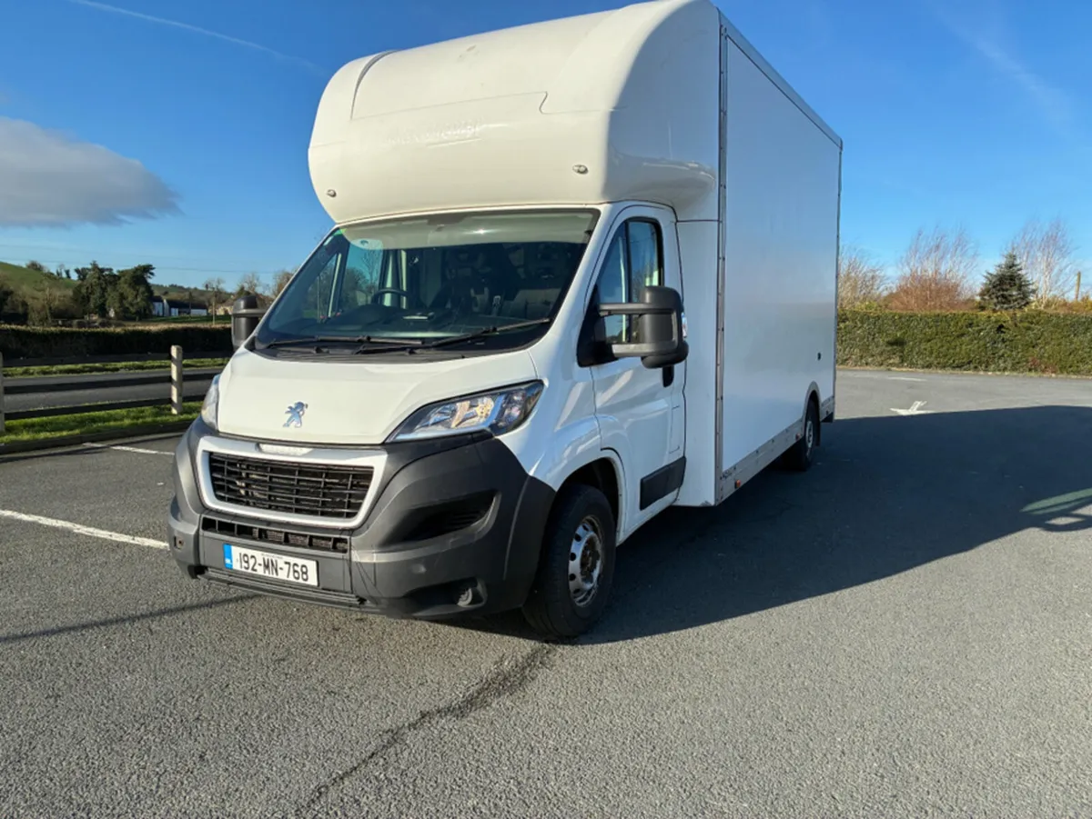 Peugeot Boxer 335 BLUE HDI - Image 1