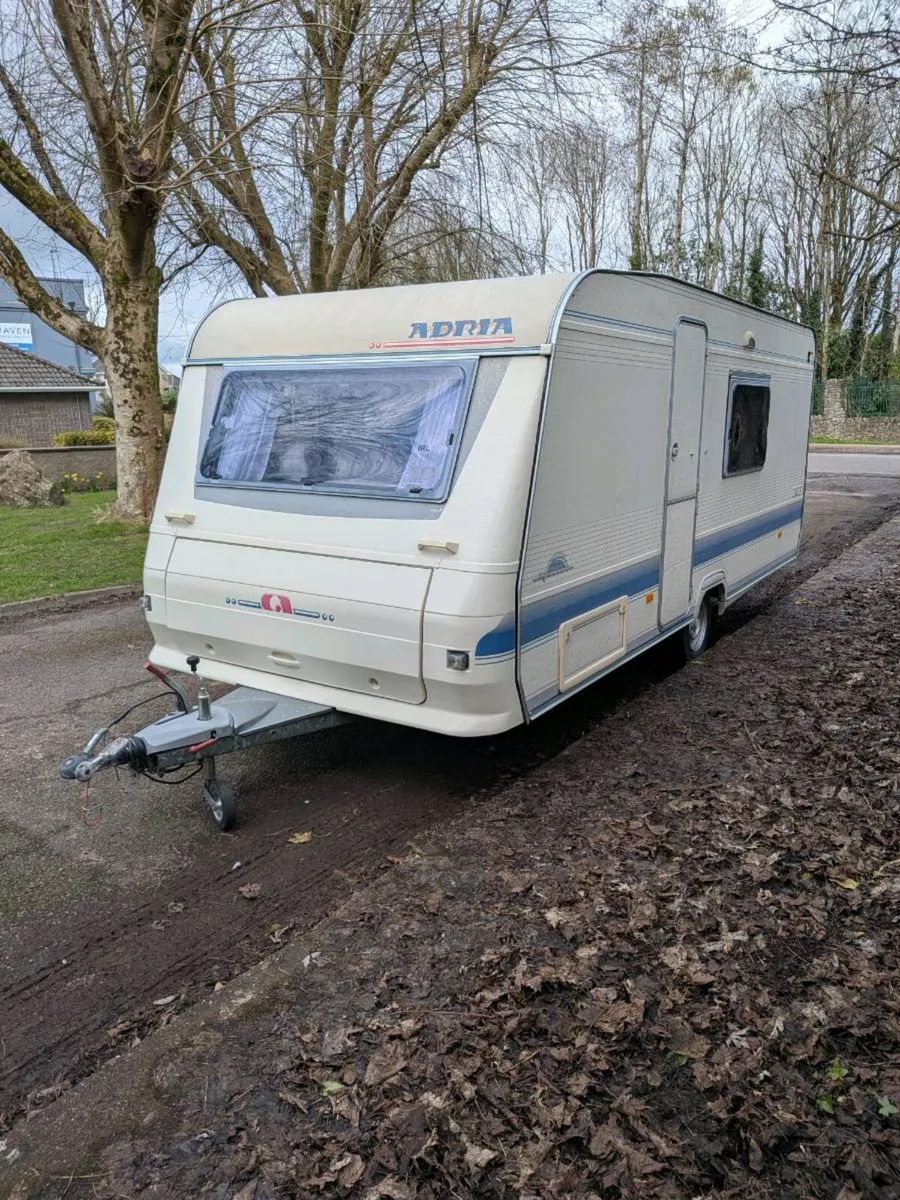 Adria 6/7 berth  fixed bunkbeds, - Image 2