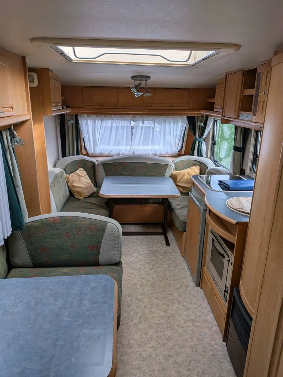 Adria 6/7 berth  fixed bunkbeds, - Image 4