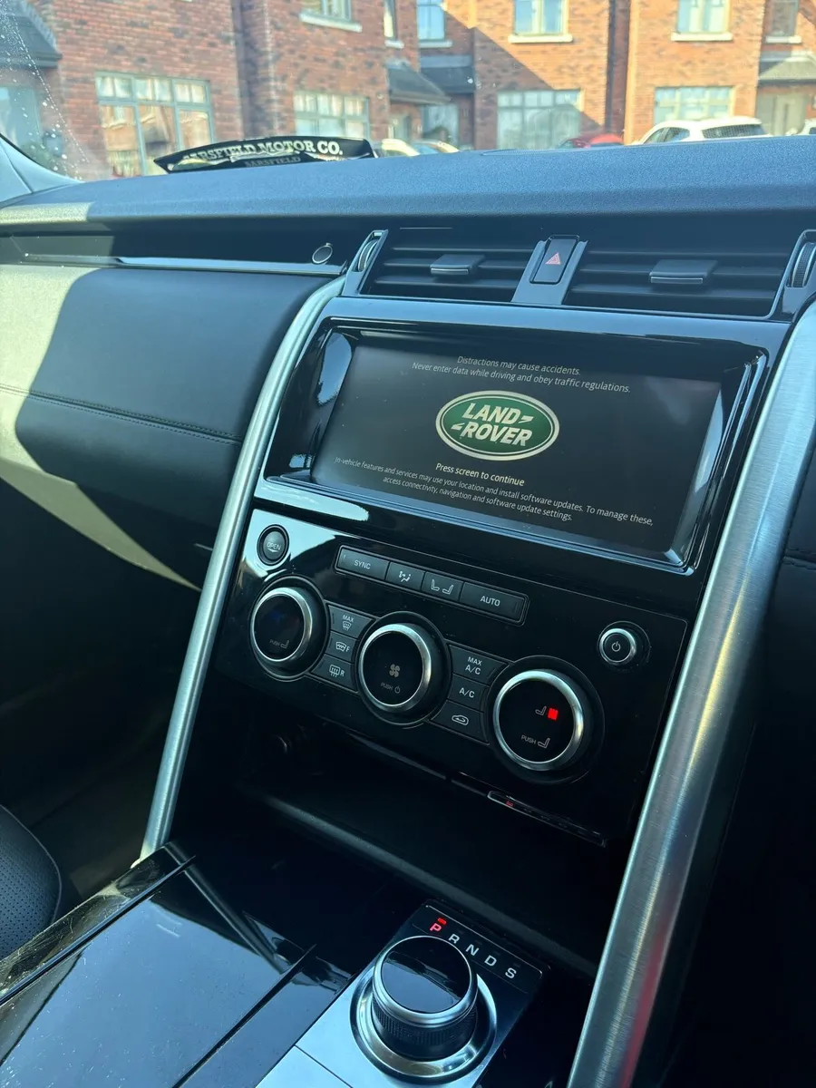 Land Rover Discovery - Image 2