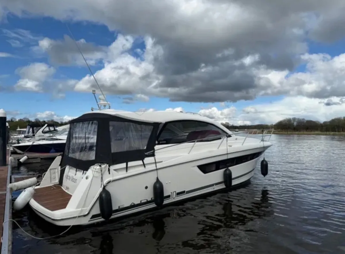 Jeanneau Leader 10 - Image 1