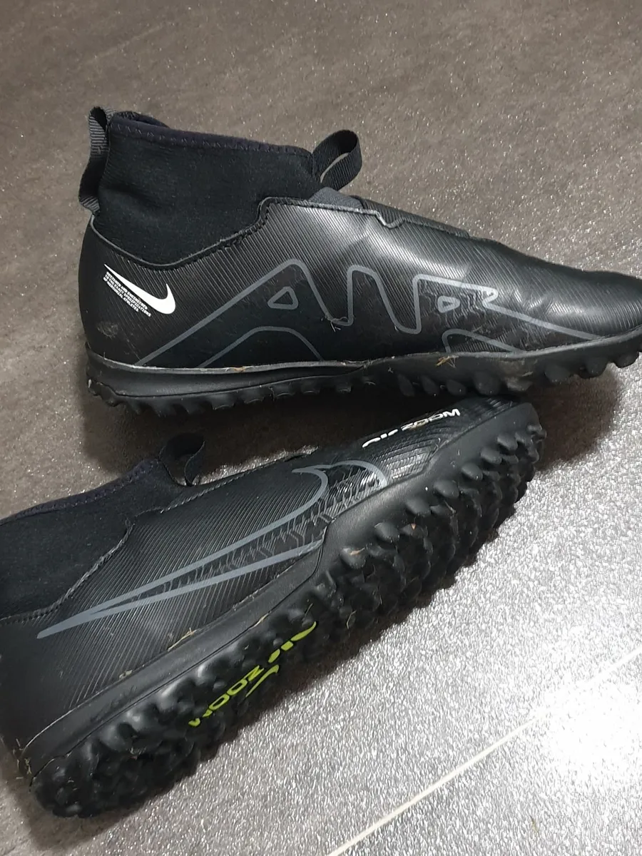 soccer/ football boots Nike Air zoom   uk 5.5 - Image 3