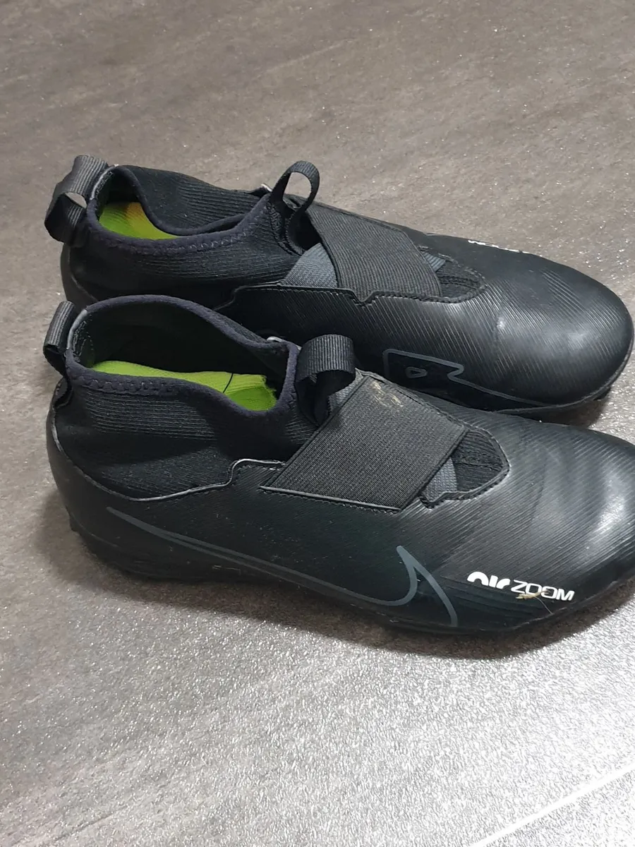 soccer/ football boots Nike Air zoom   uk 5.5 - Image 1