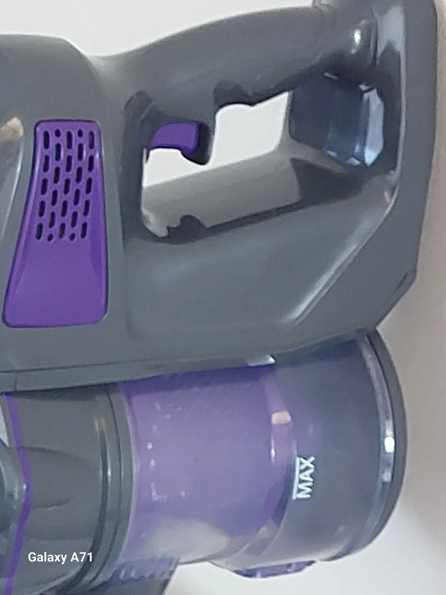 VYTRONIX Cordless Vacuum Cleaner excellent condit - Image 3