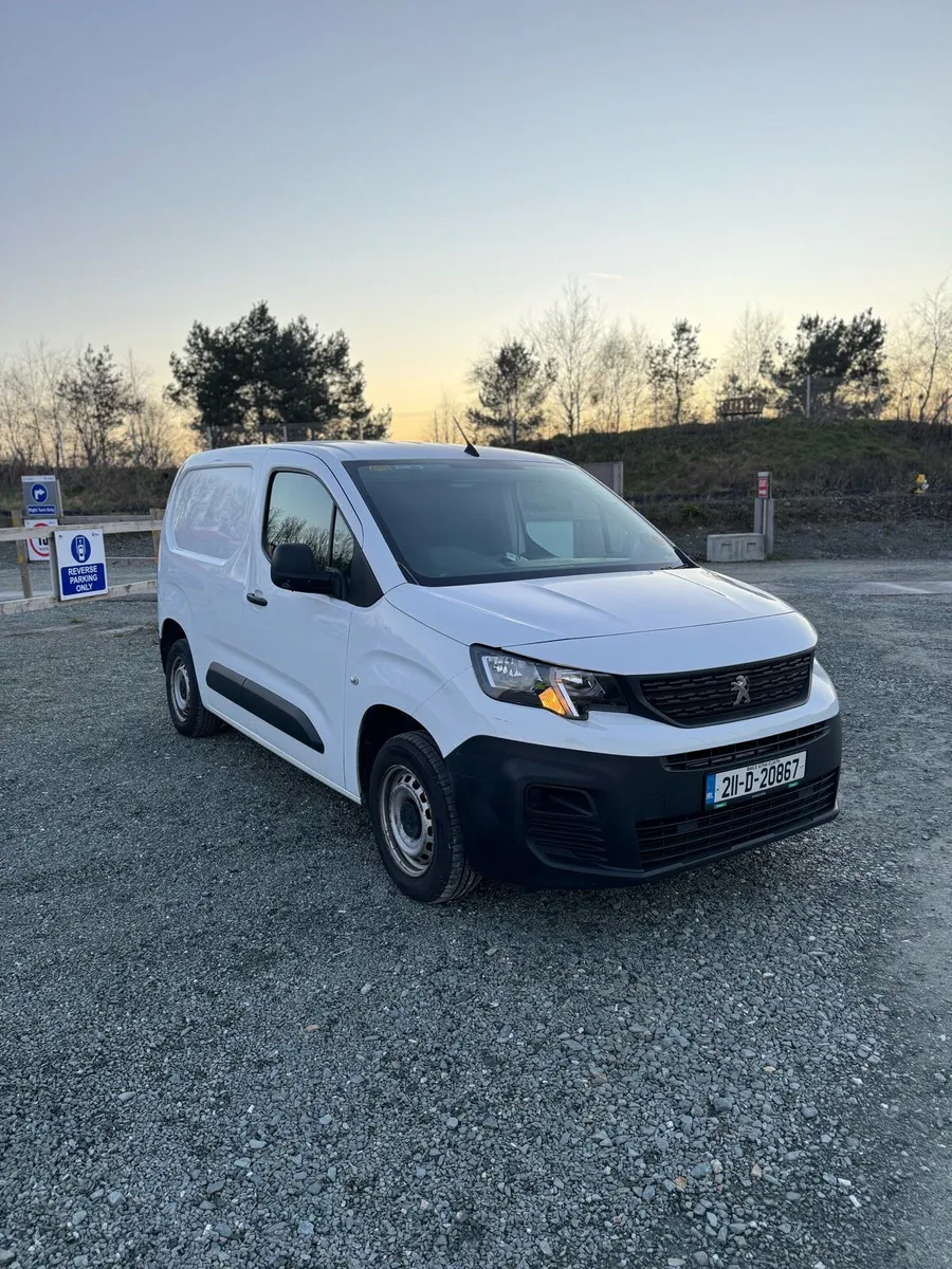 2021 Peugeot Partner NO VAT - Image 2