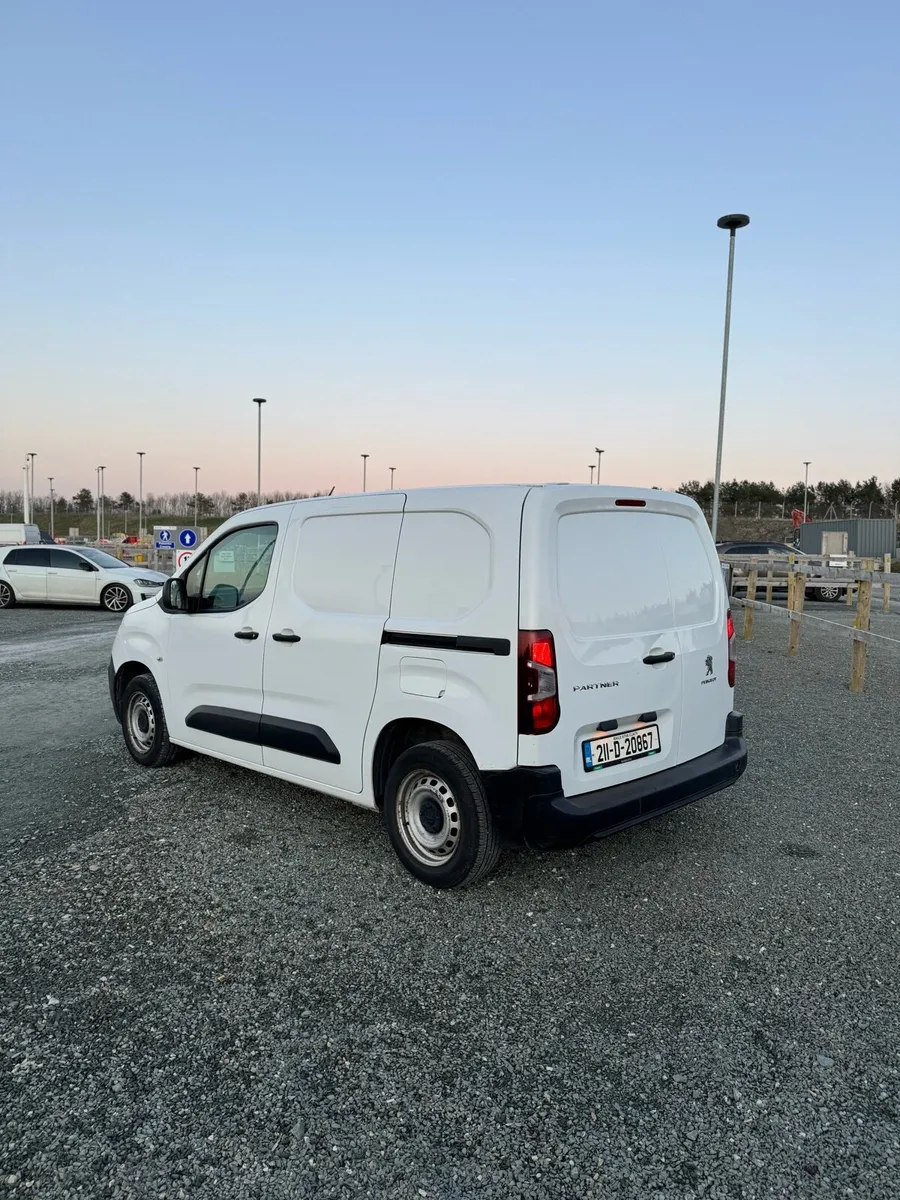 2021 Peugeot Partner NO VAT - Image 3