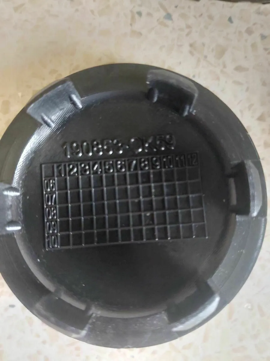 Subaru STI Centre Caps (59mm) FREE POST - Image 4