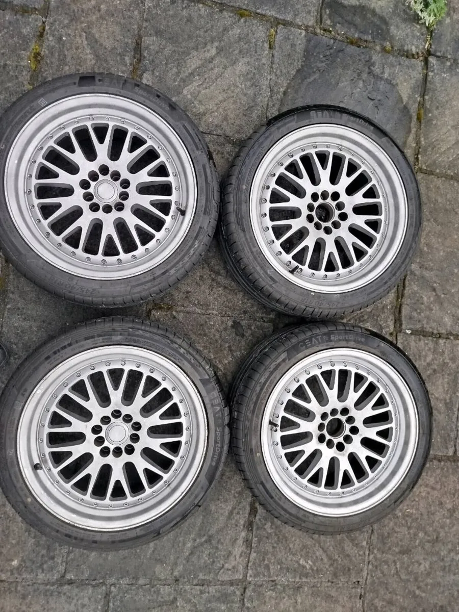 JR 10 18" 5x114.3 Alloy wheels new tyres - Image 1