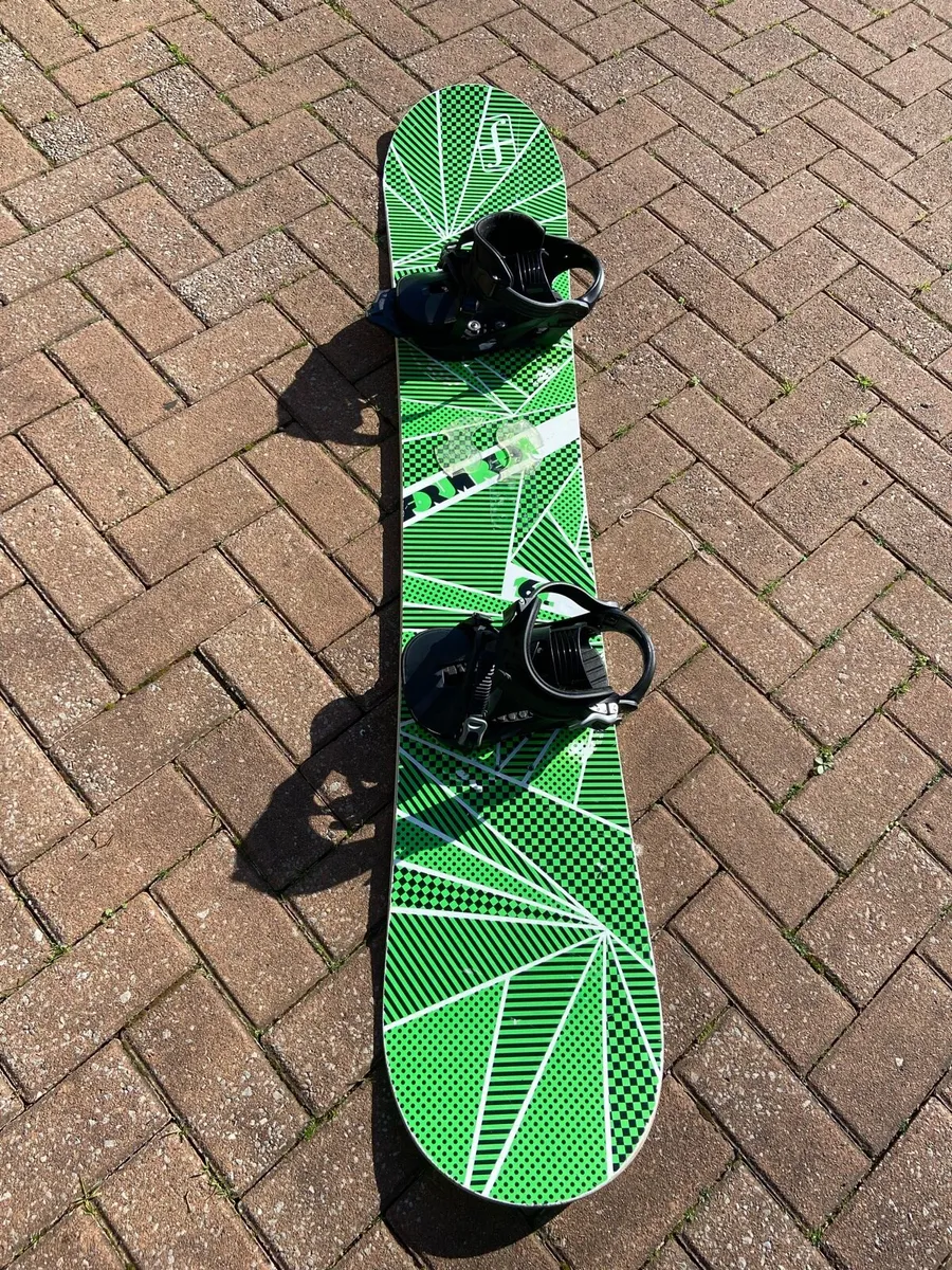 Snowboard - Image 1