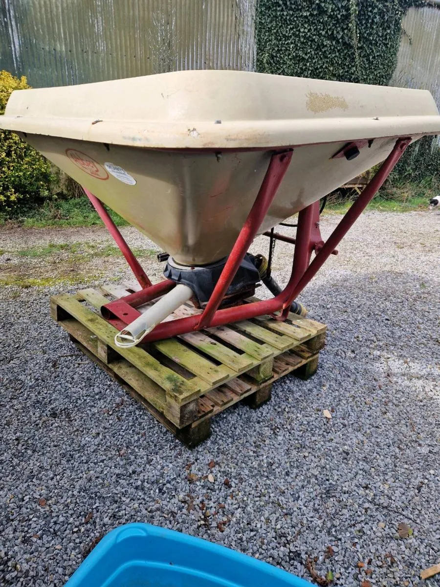 Abbey spreader - Image 2