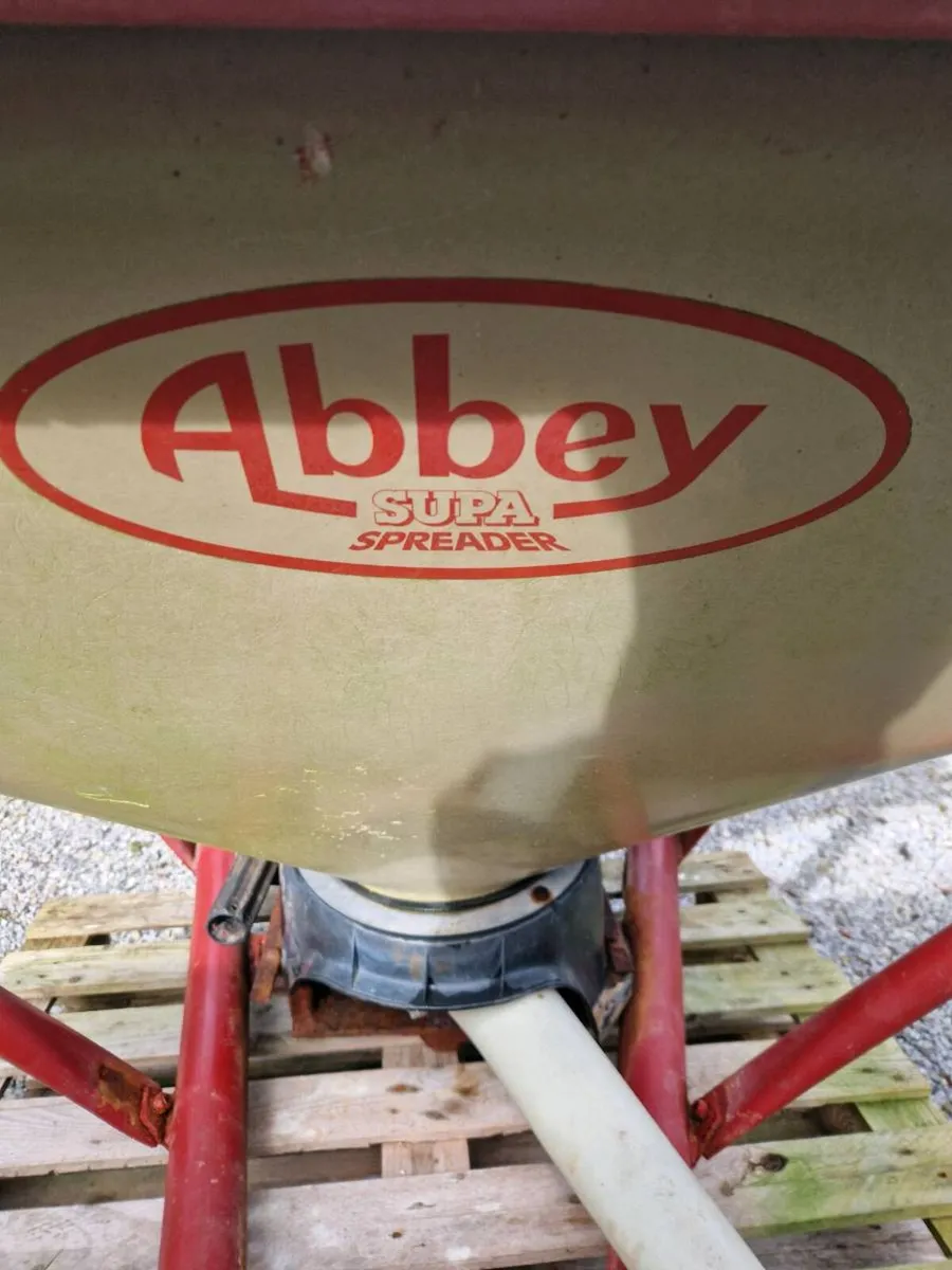 Abbey spreader - Image 4