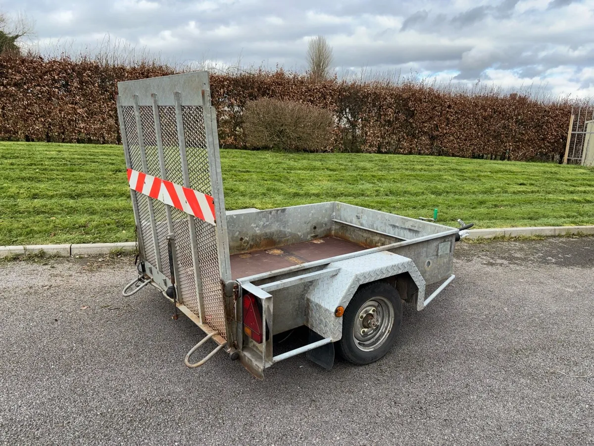 Plant Trailer - Image 1