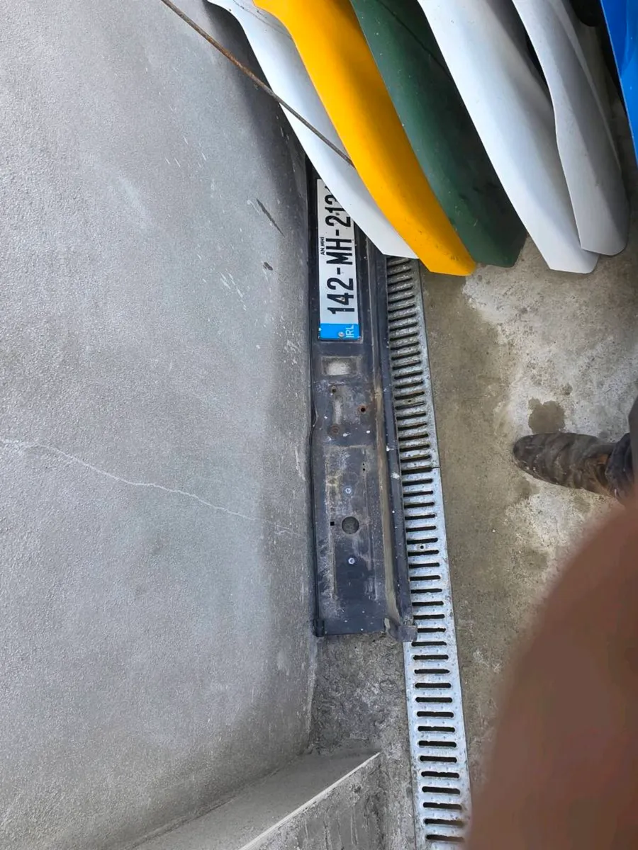 Transit 2016 panels - Image 1