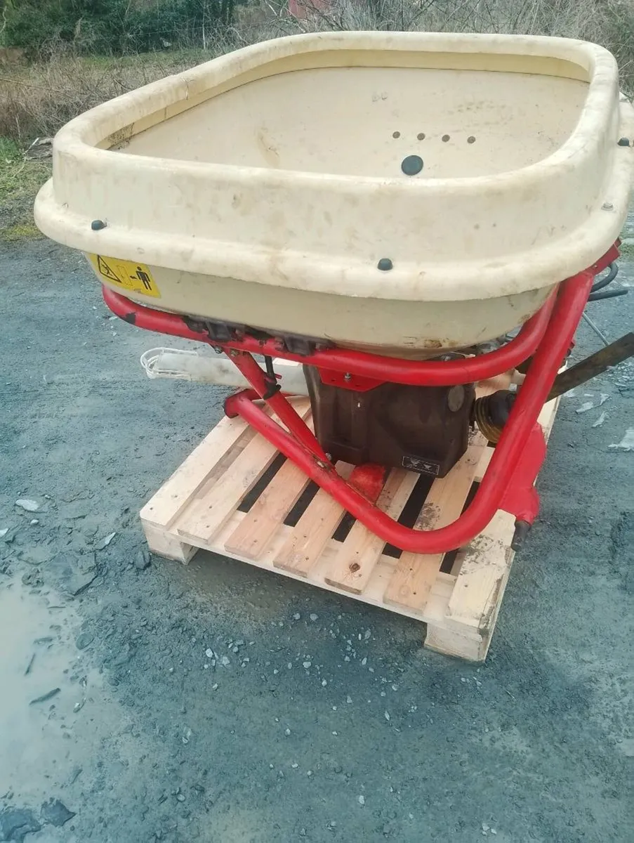 Vicon PS 403 Spreader 10 bag all lreland Delivery - Image 2