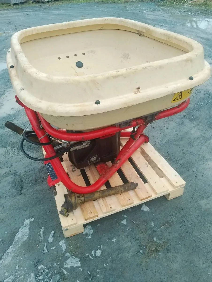 Vicon PS 403 Spreader 10 bag all lreland Delivery - Image 3