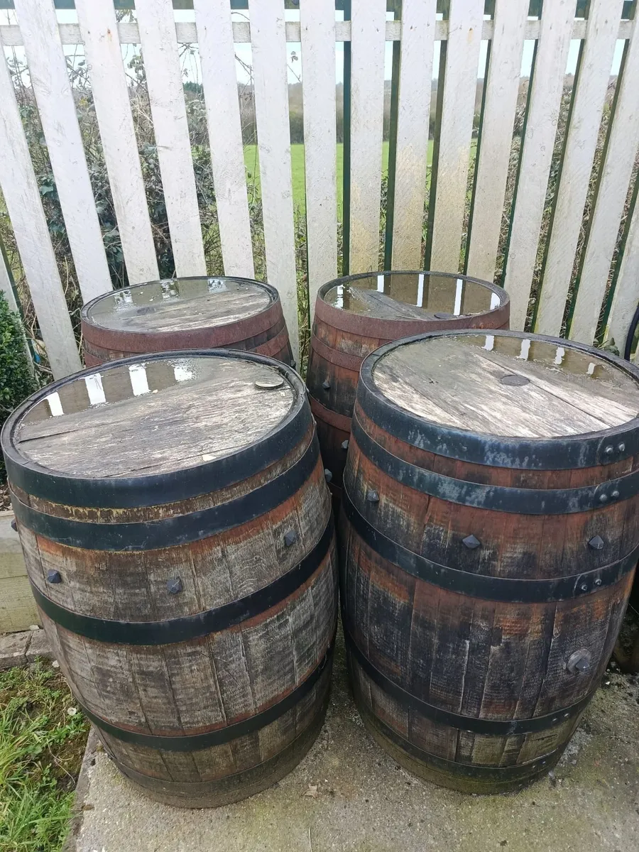 Whiskey barrell - Image 2