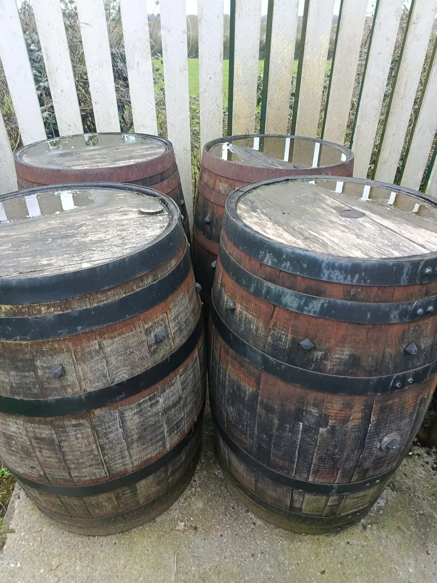 Whiskey barrell - Image 1