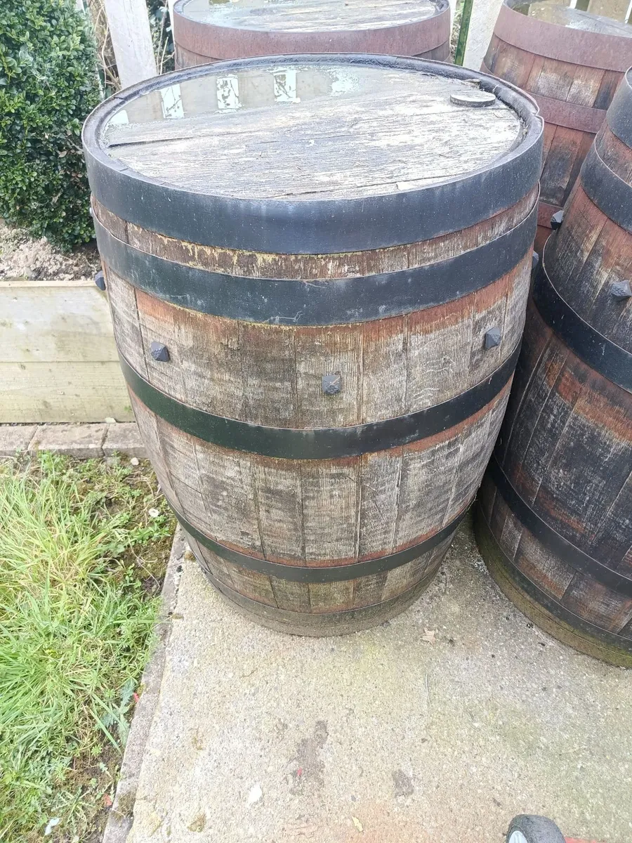 Whiskey barrell - Image 4