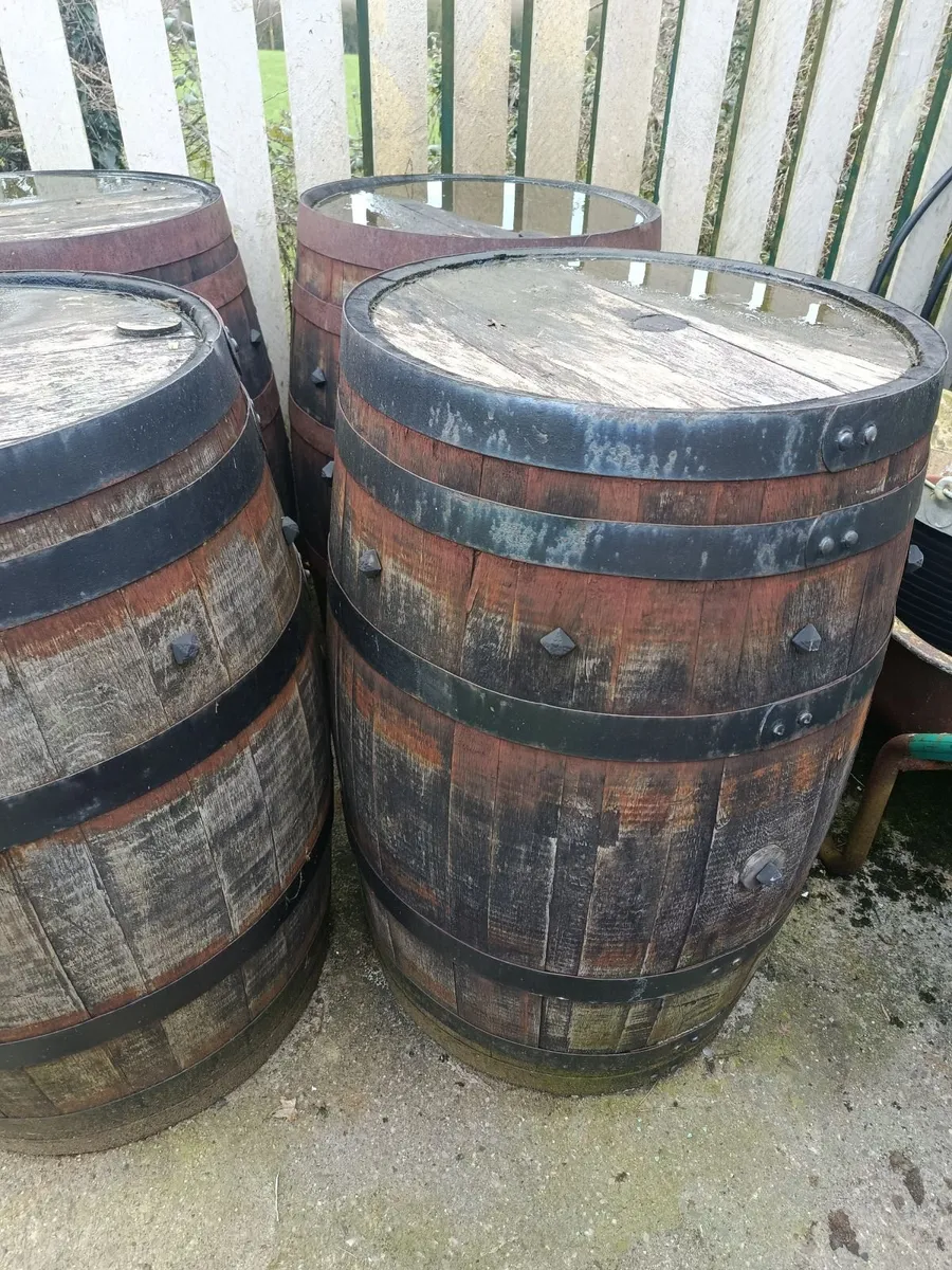 Whiskey barrell - Image 3
