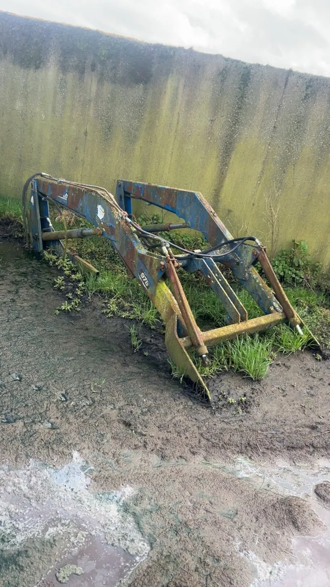 702 Marshall - Image 3