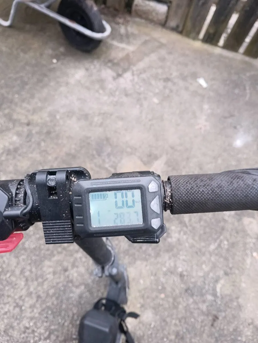 Electric scooter - Image 3