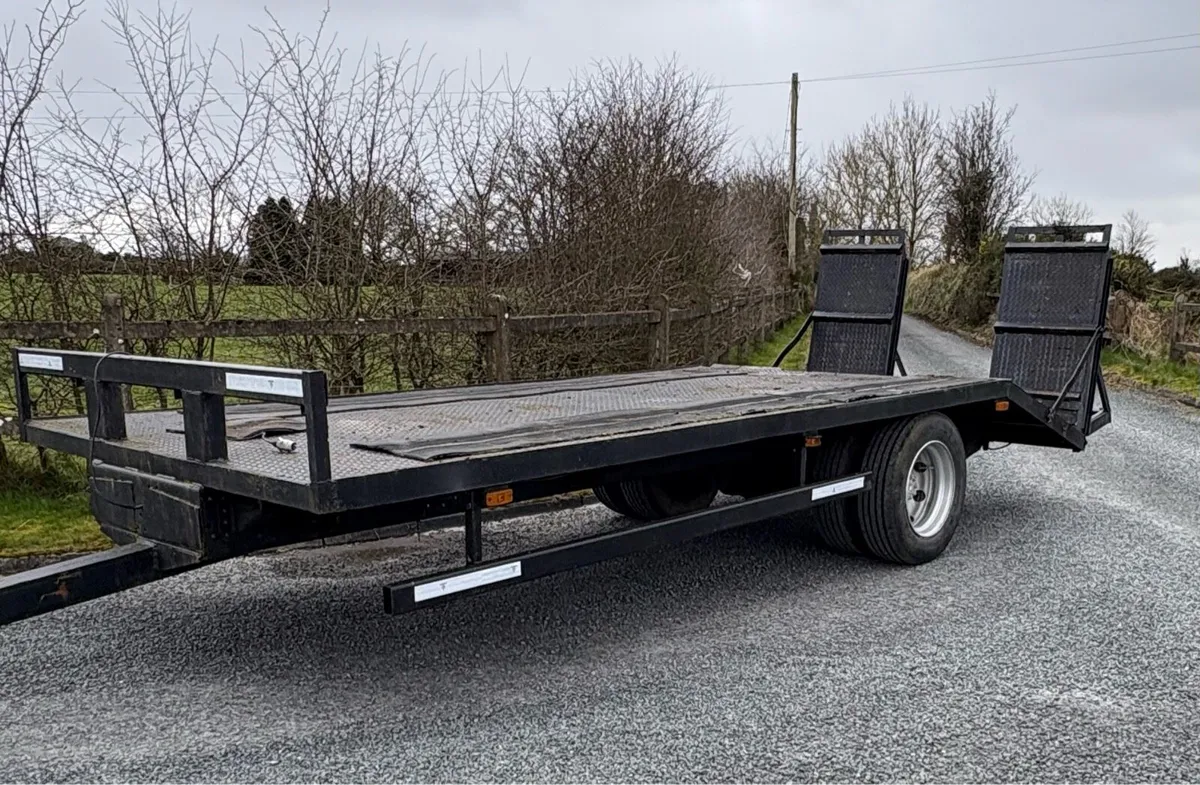 Low loader - Image 3