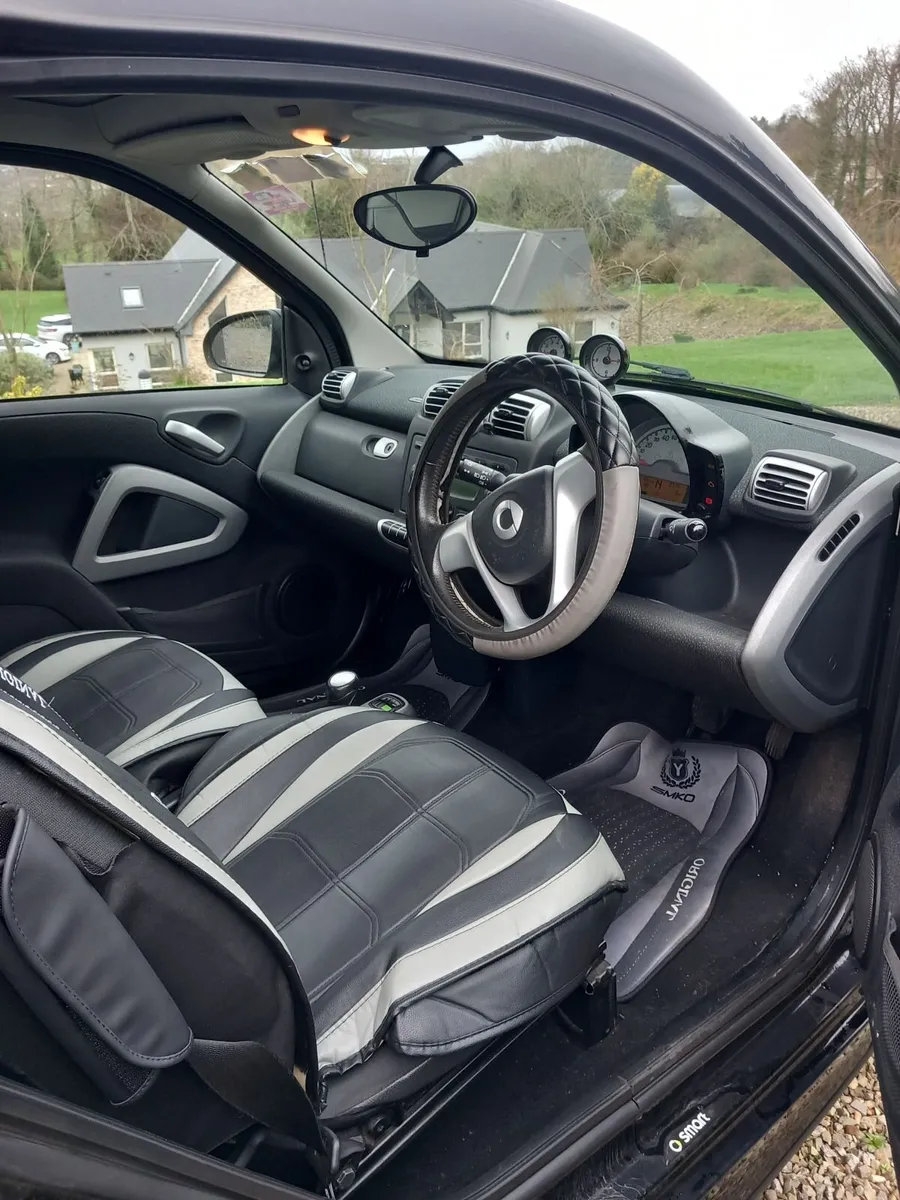 Smart car + Dollybar - Image 3