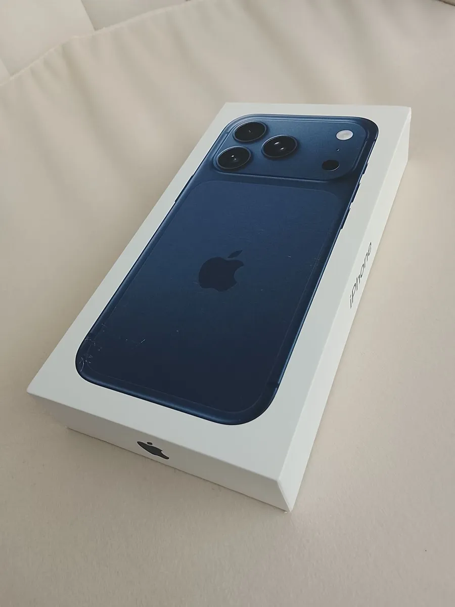 iPhone 17 pro - Image 2