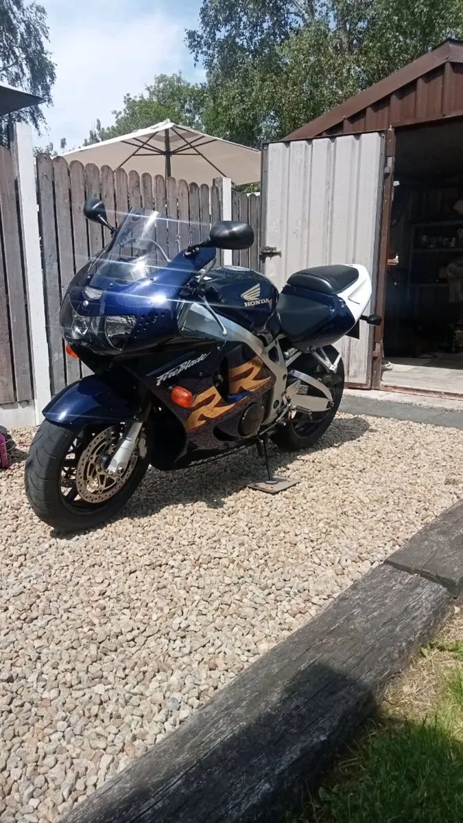 Honda fireblade - Image 4