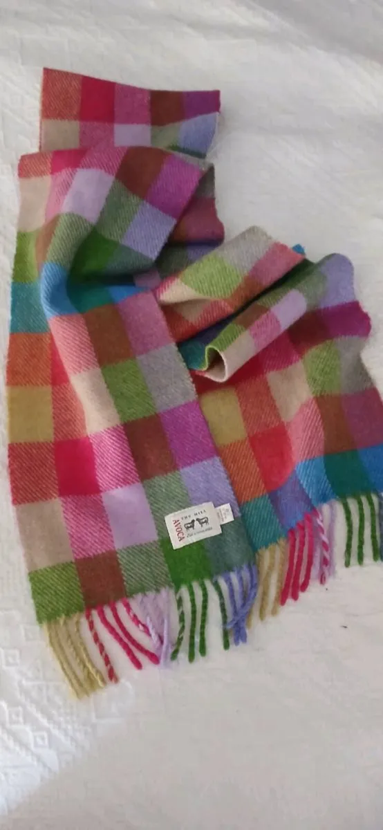 Avoca Handweavers Scarf - Image 1