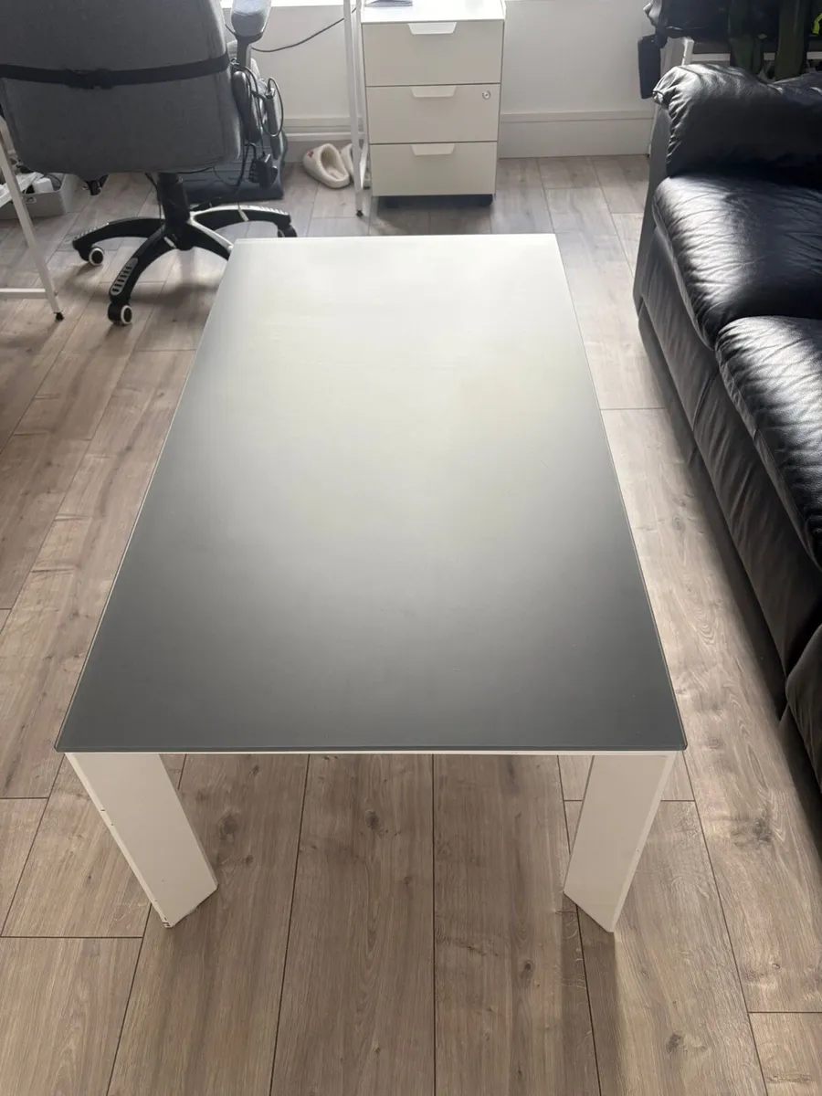 Coffee Table ***Can deliver** - Image 1