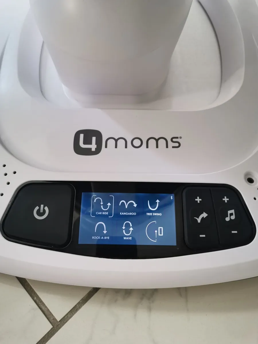 4 moms mamaroo rocker - baby chair - Image 4
