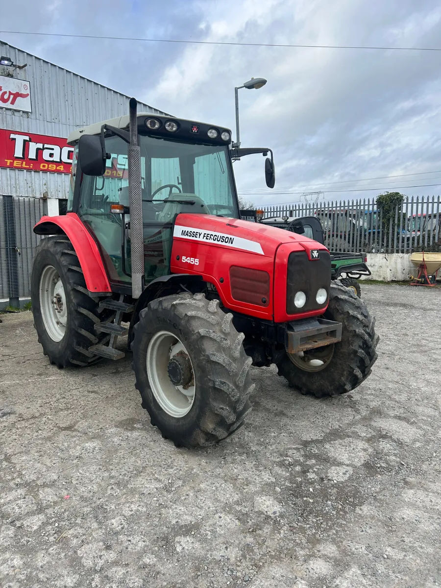 2004 Massey Ferguson 5455 - Image 4