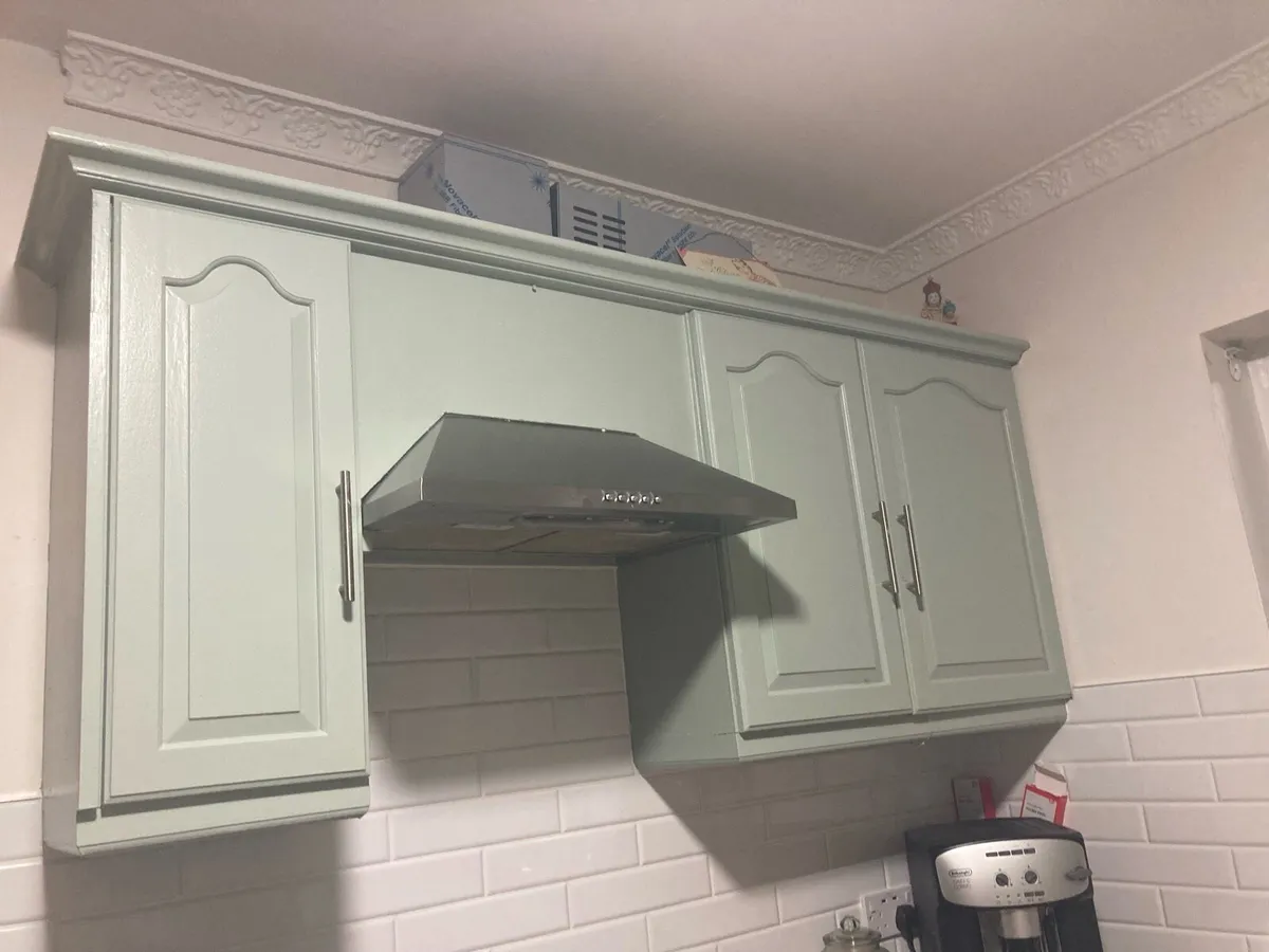 Fitted kitchen - Image 1